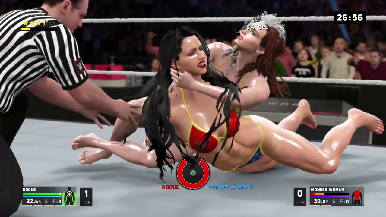 WWE 2K17 Роуг против Чудо-женщины - Реванш в бикини в стиле 