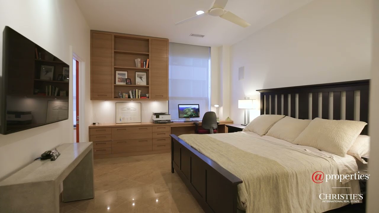 COMING SOON | $1,195,000 ✨ A stunning Loop Condo