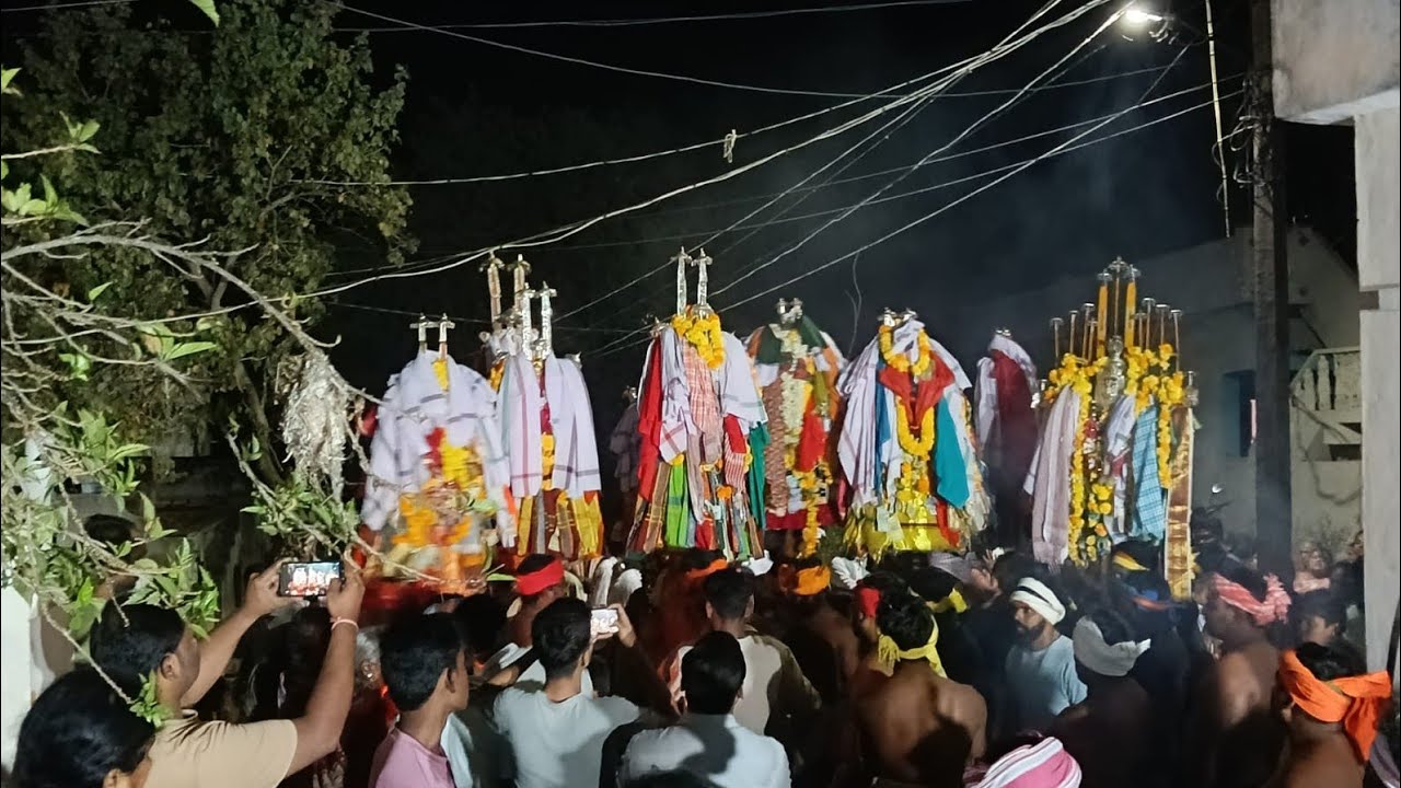 మా చెల్లి వాళ్ళ ఊర్లో అంకమ్మ తల్లి జాతర