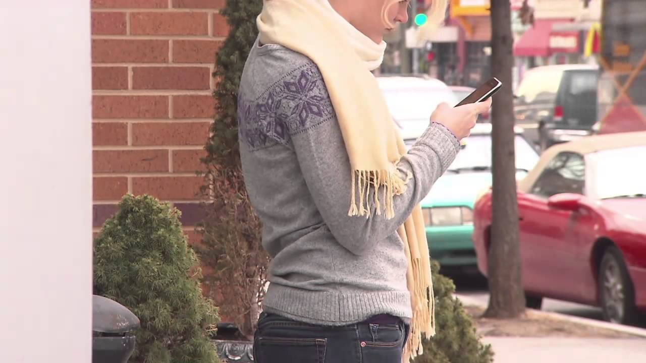 Medical Minute: Prevent "Text Neck"