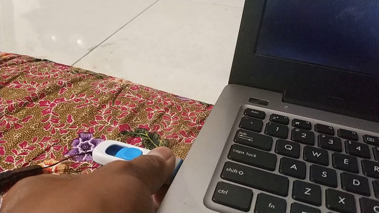AMATIR instal ulang windows 10 pro oem original 