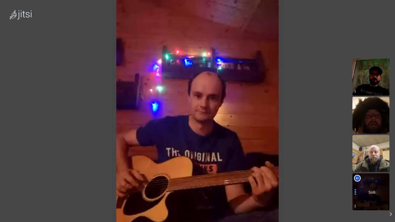 Dörfleser Karaoke Allstars live on stage  STILLE NACHT feathering pritney husten