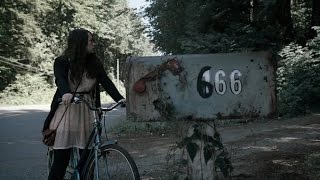 Призрак дома Бриар — Русский трейлер (2016) Призрак дома Бриар — Русский трейлер (2016)