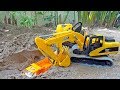 덤프트럭 구출놀이 중장비 자동차 장난감 포크레인 놀이 Dump Truck Rescue Car Toy