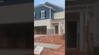 new houses being build here in hickory north Carolina