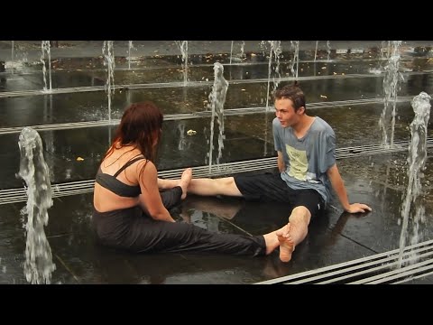 Girl, guy and wet fountain games-4! / Девушка, парень и мокрые фонтанные игры-4!