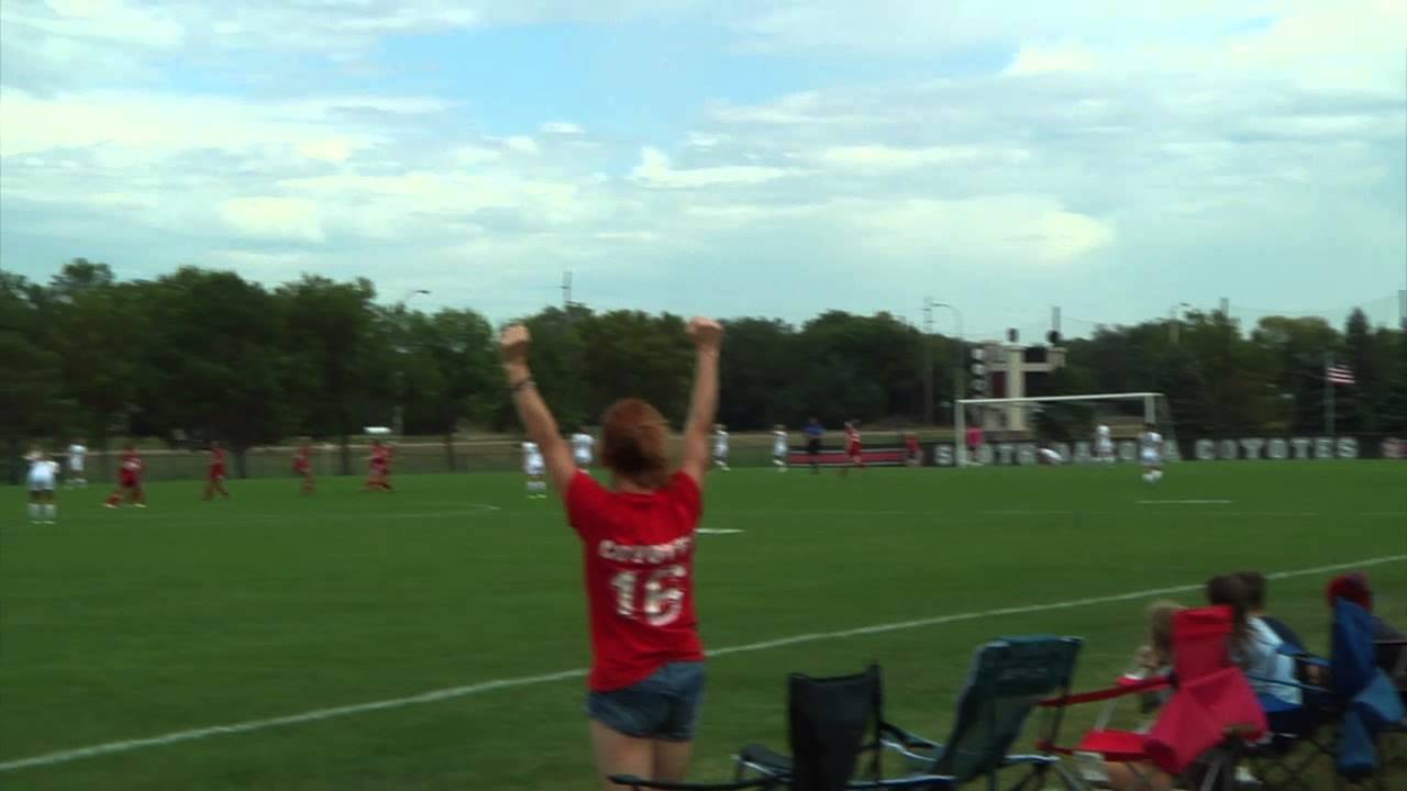 coyotes don edwards WS: South Dakota 4, Green Bay 3