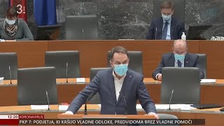 Lawmakers Evacuate as Earthquake Shakes Slovenian National Assembly