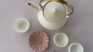 フラスタム:日本酒晩酌セットB:貝型珍味入れ:たまご雛人形:プチデイジープレート:箸置き(サクラ)