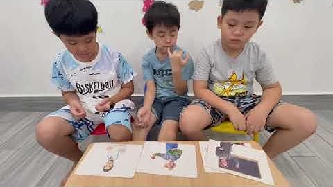 Tiếng Anh Giao Tiếp Phan Thiết: Ben, Bill and Simon practice talking about Jobs