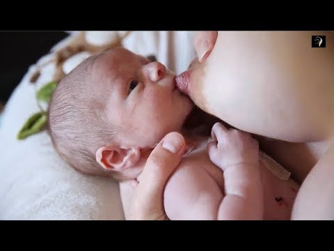 breastfeeding Baby mom and breastfeeding 1