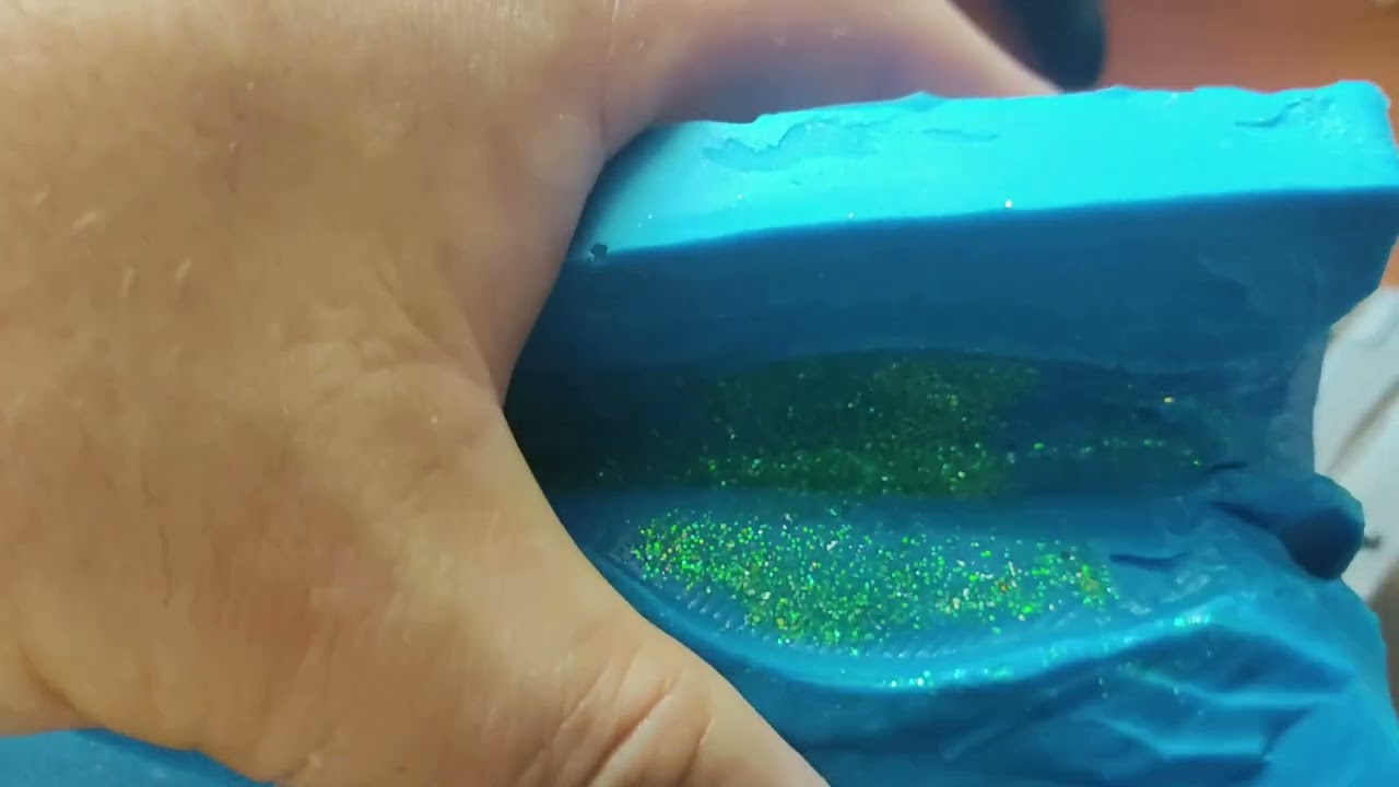 GUMIHAL, CSALI, KÉSZÍTÉSE HÁZILAG