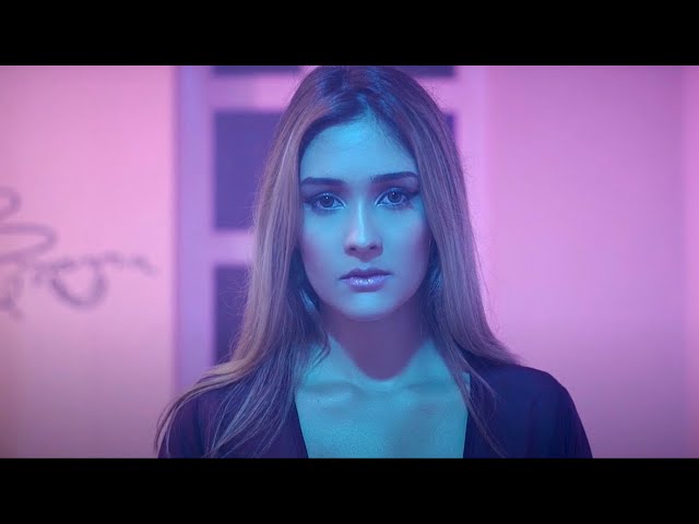Watch Xiana - Vainilla (Video Oficial) on YouTube Watch Xiana - Vainilla (Video Oficial) on YouTube