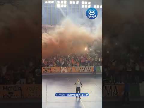 شاهد كراكاج في مباراة كرة السلة معشوقة نادي وداد بوفاريك