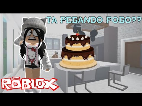 Roblox - VIRAMOS UM BOLO GIGANTE DIVERTIDO (Make a Cake)