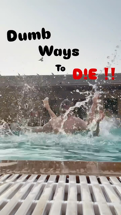 Dumb ways to d!e 🤣🤣 #prankvideo #dumbwaystodie #humor #couplecomedy