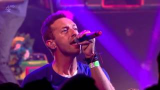 Video thumbnail of "Coldplay - Adventure Of A Lifetime (Live)"