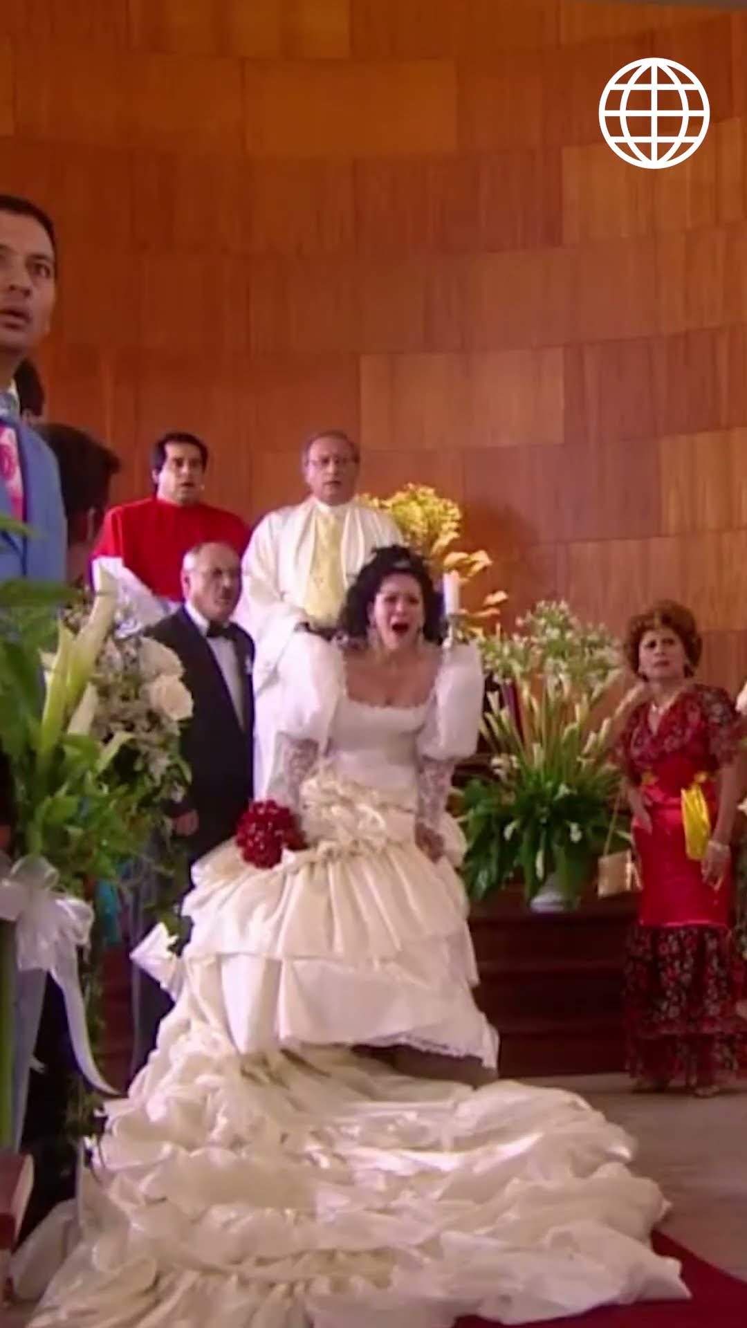 AL FONDO HAY SITIO 3 | The day Mariano jilted Teresa at the altar | #shorts