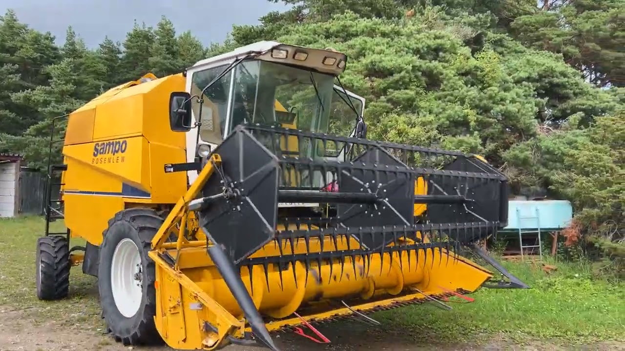 Skördetröska SAMPO SR1035