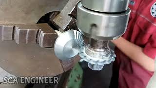 This Is How The Bevel Gearbox Works | Cutting Bevel Gear On Vertical Milling Machine