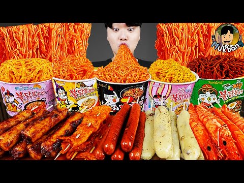 ASMR MUKBANG 직접 만든 대왕 가래떡 떡볶이 불닭볶음면 소세지 먹방 & 레시피 FIRE NOODLES AND CHEETOS Tteokbokki EATING 