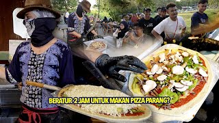 Sanggup Beratur 2 Jam Untuk Makan Pizza Parang?