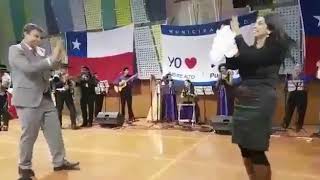 Karla Rubilar y Germán Codina bailan cueca - 2018