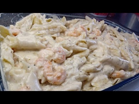 PENNE COM CAMARÃO E MOLHO  BRANCO