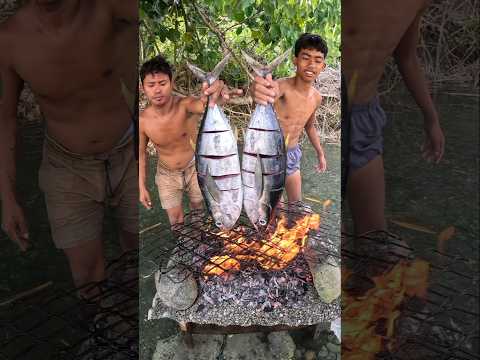 Seafood Feast Grilling & Eating Small Size Tuna With Kinilaw! 🌶🤤