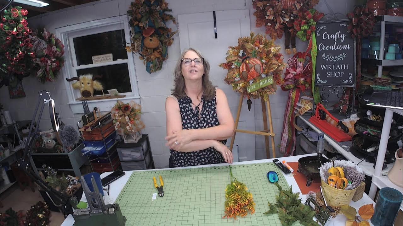 How to add a sign to a mesh wreath YouTube