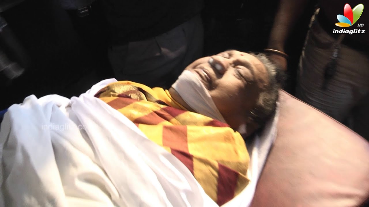 Actress devika funeral