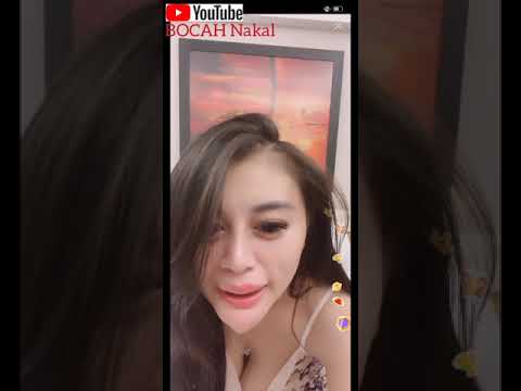 Rere Pamer Belahan Mulus di BIGO Live