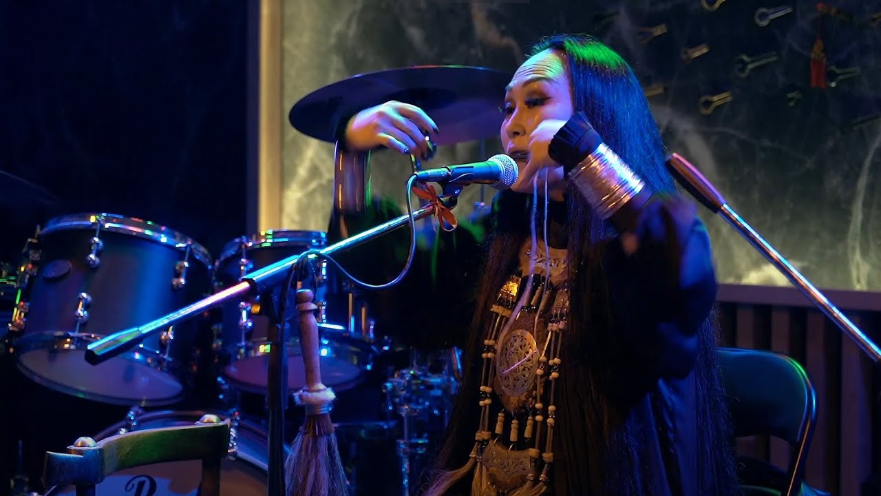 Юлияна Кривошапкина - неформальный концерт в Обертон Про