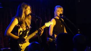 Miniatura de vídeo de "Larkin Poe - Bang Bang"