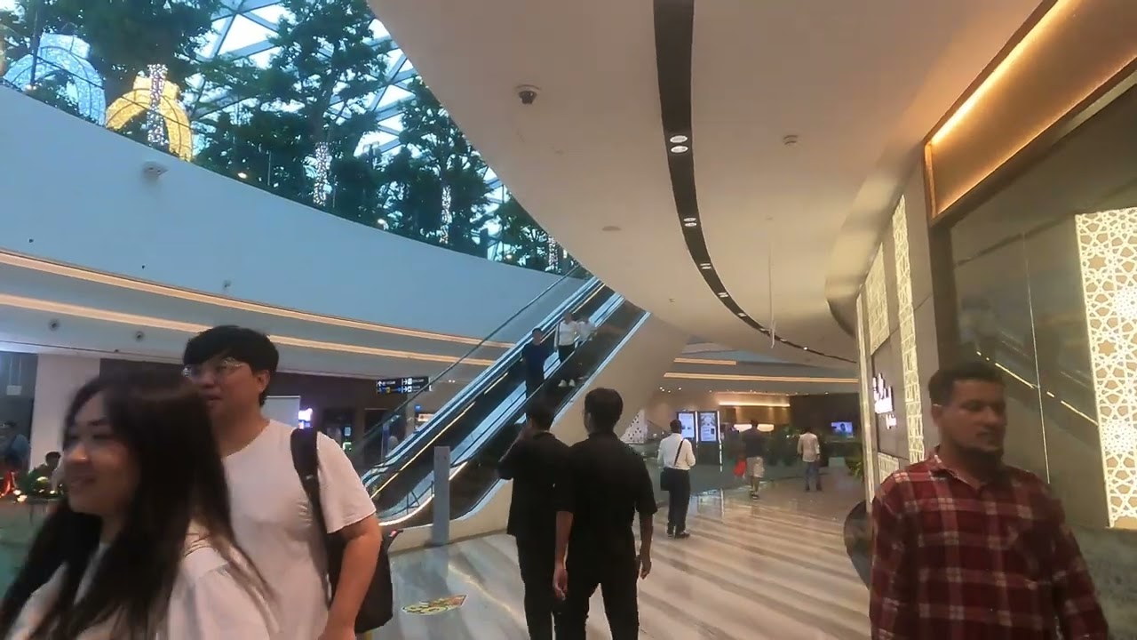 4K SINGAPORE WALKING TOUR | JEWEL