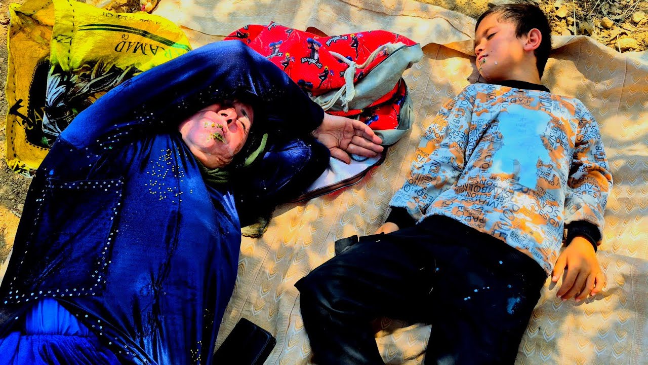 Бездомную женщину и ее внука отравили двое неизвестных