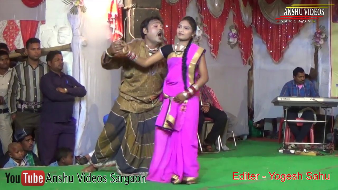 chunur chunur pairi baje ra gori