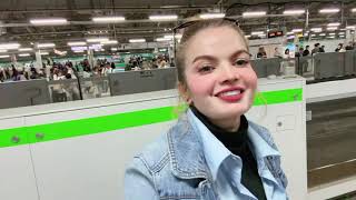 Busy life and busy train station in Japan 