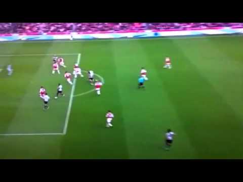 Newcastle vs arsenal andy Carroll goal