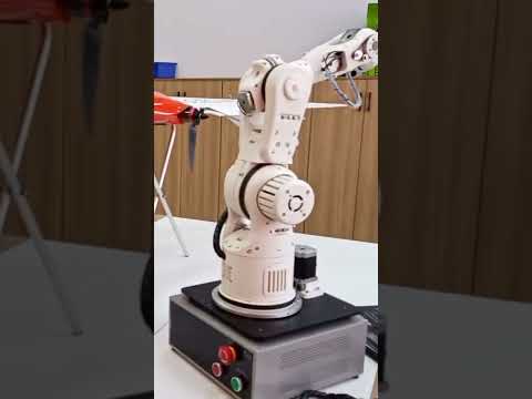Mechanical robots /