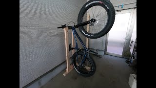 FATBIKE垂直スタンドを自作（２×４材）