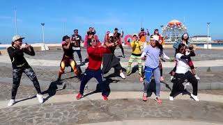 Goyang Kusu Kusu (Rully ) By Tian Strom Ft Bassgilano / Anjungan Pantai Losari ,Makassar