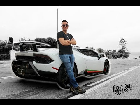 1st-lamborghini-huracan-performante-spyder-in-usa-from-selling-$1.49-t-shirts