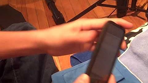 Incase Protective Cover for iPod touch (2nd Gen.) (Black)