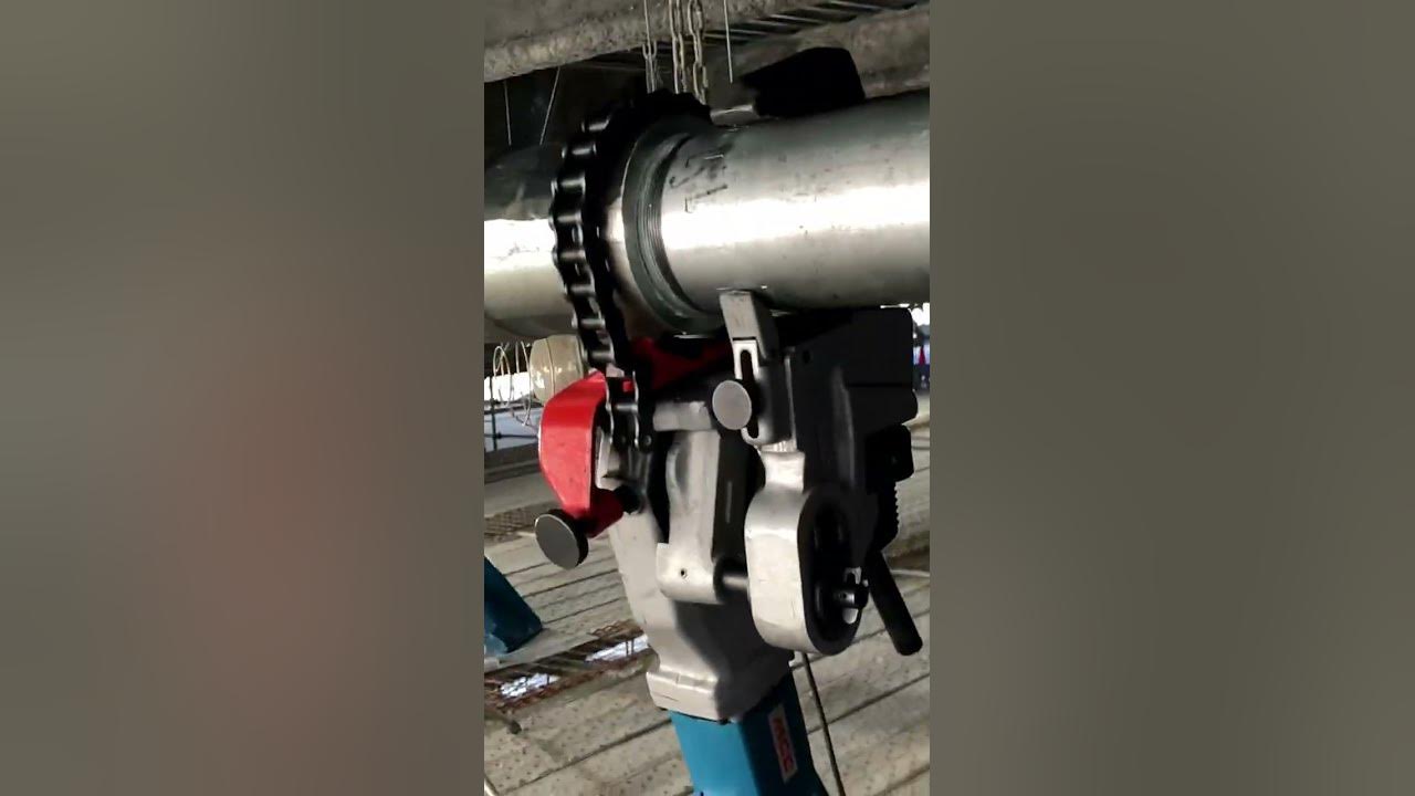 自動パイプレンチ auto hydraulic chain pipe wrench YouTube