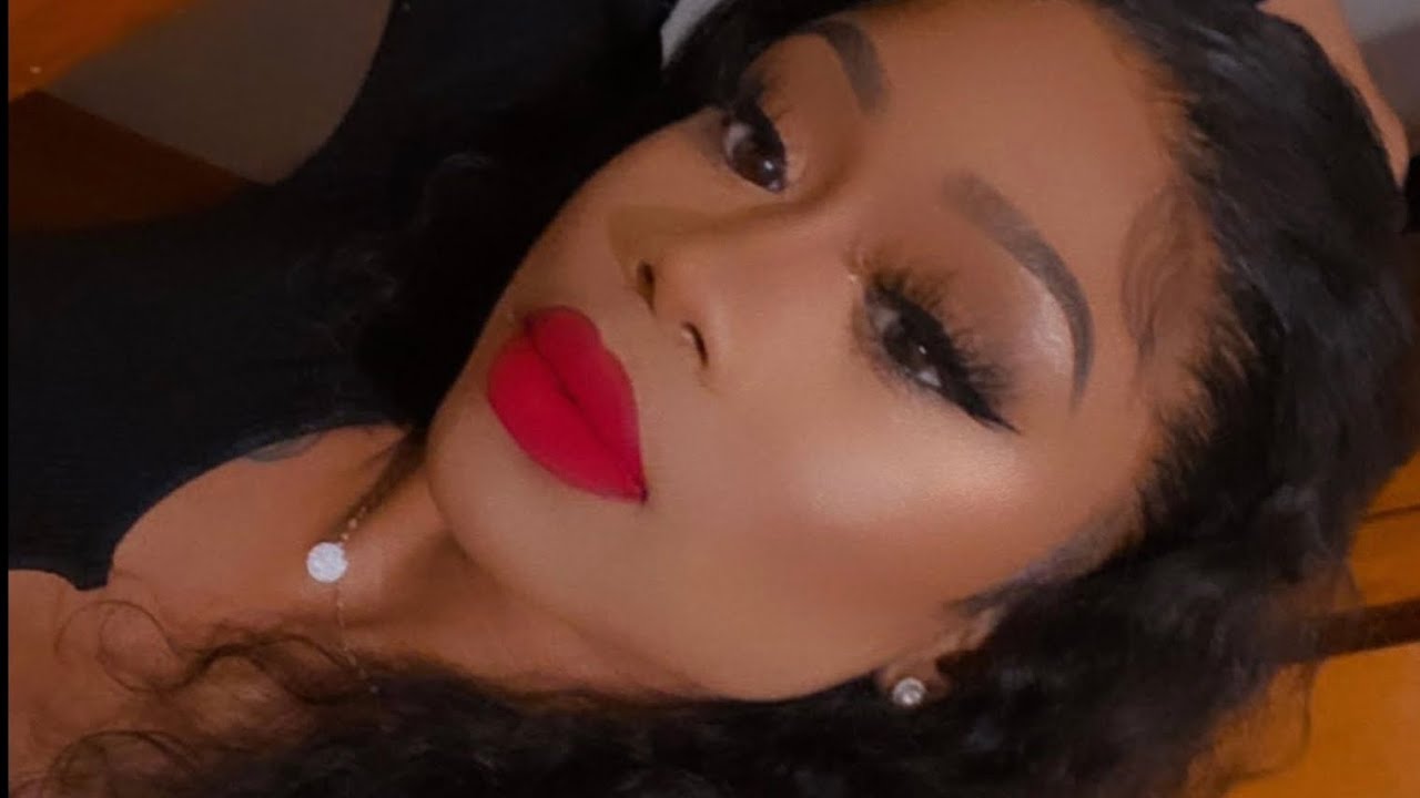 PERFECT HOLIDAY RED LIPSTICK MAKEUP TUTORIAL | NESSA