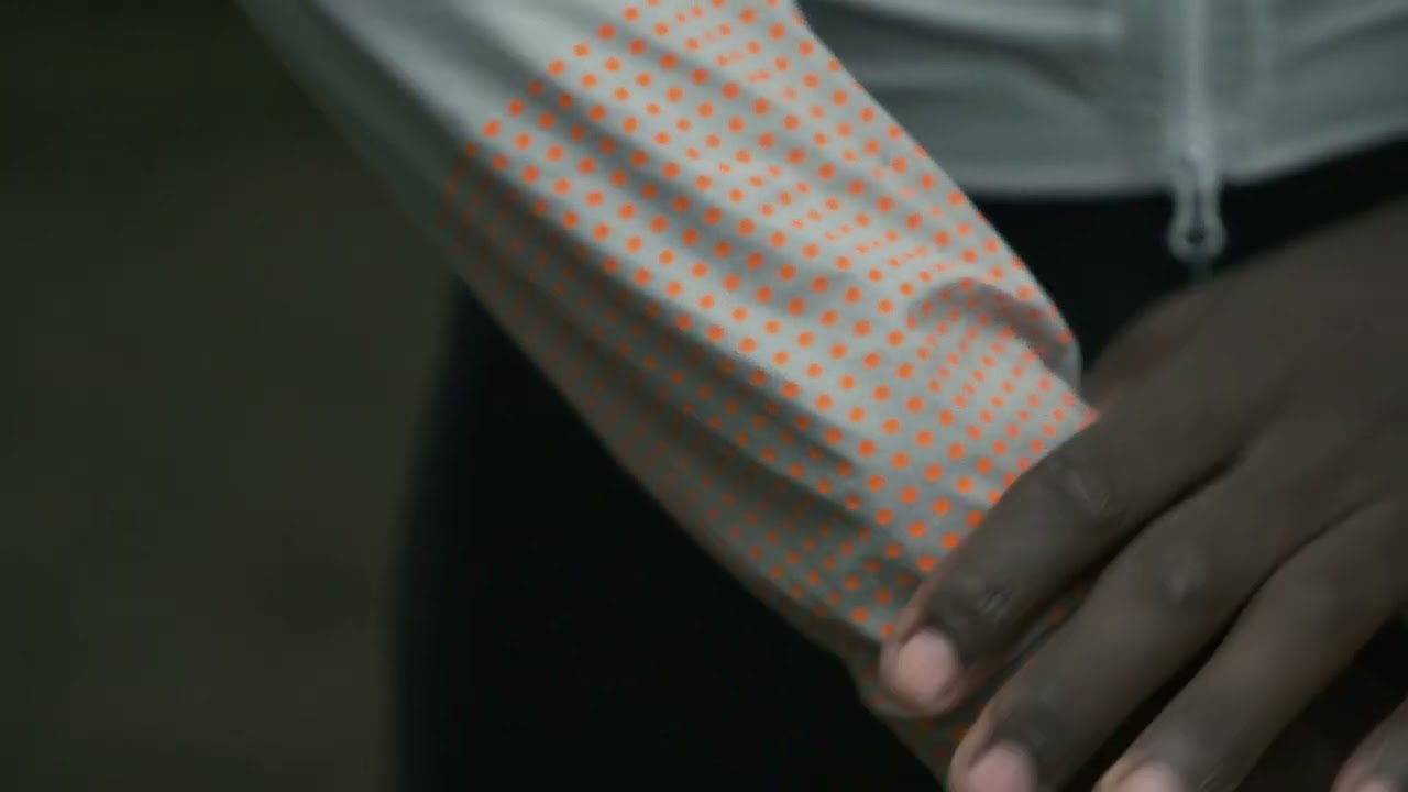 HavenRainJacket GraniteGrey Detail cycling21