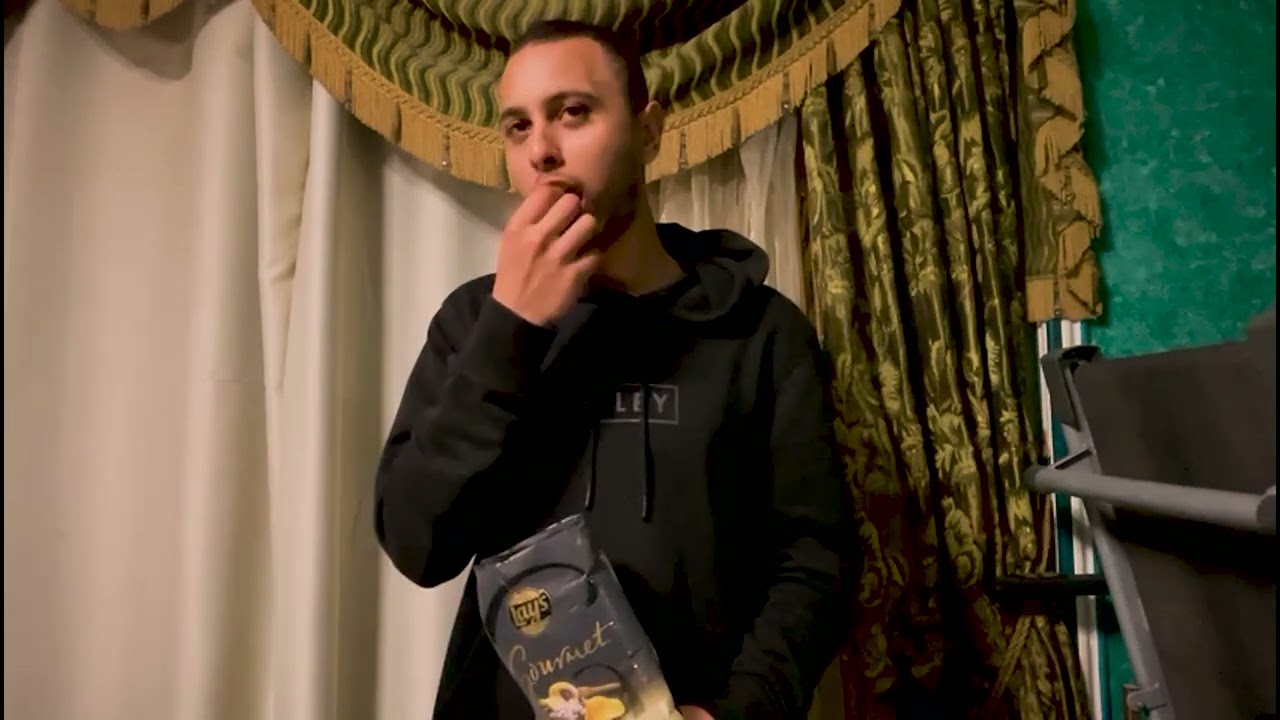 The Lays AD