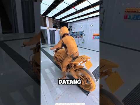 Cuci motor paling kotor orangnya malah ikut bersih