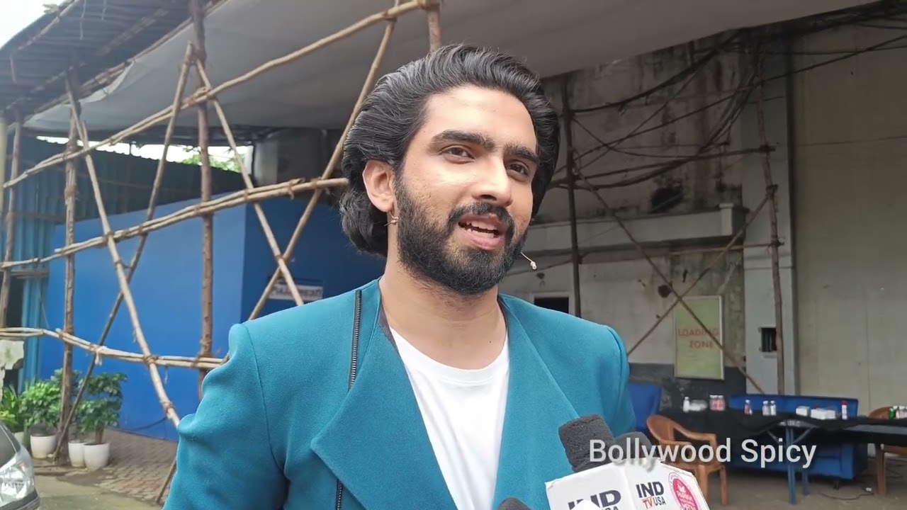Amaal Malik Talk About Ravivar With Star Parivar